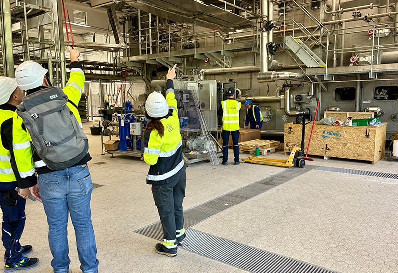 Produktionshalle für die runderneuerte Abfüllanlage von Coca-Cola in Bad Neuenahr 