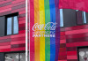 NEU Regenbogenflagge vor Zentrale 580x400